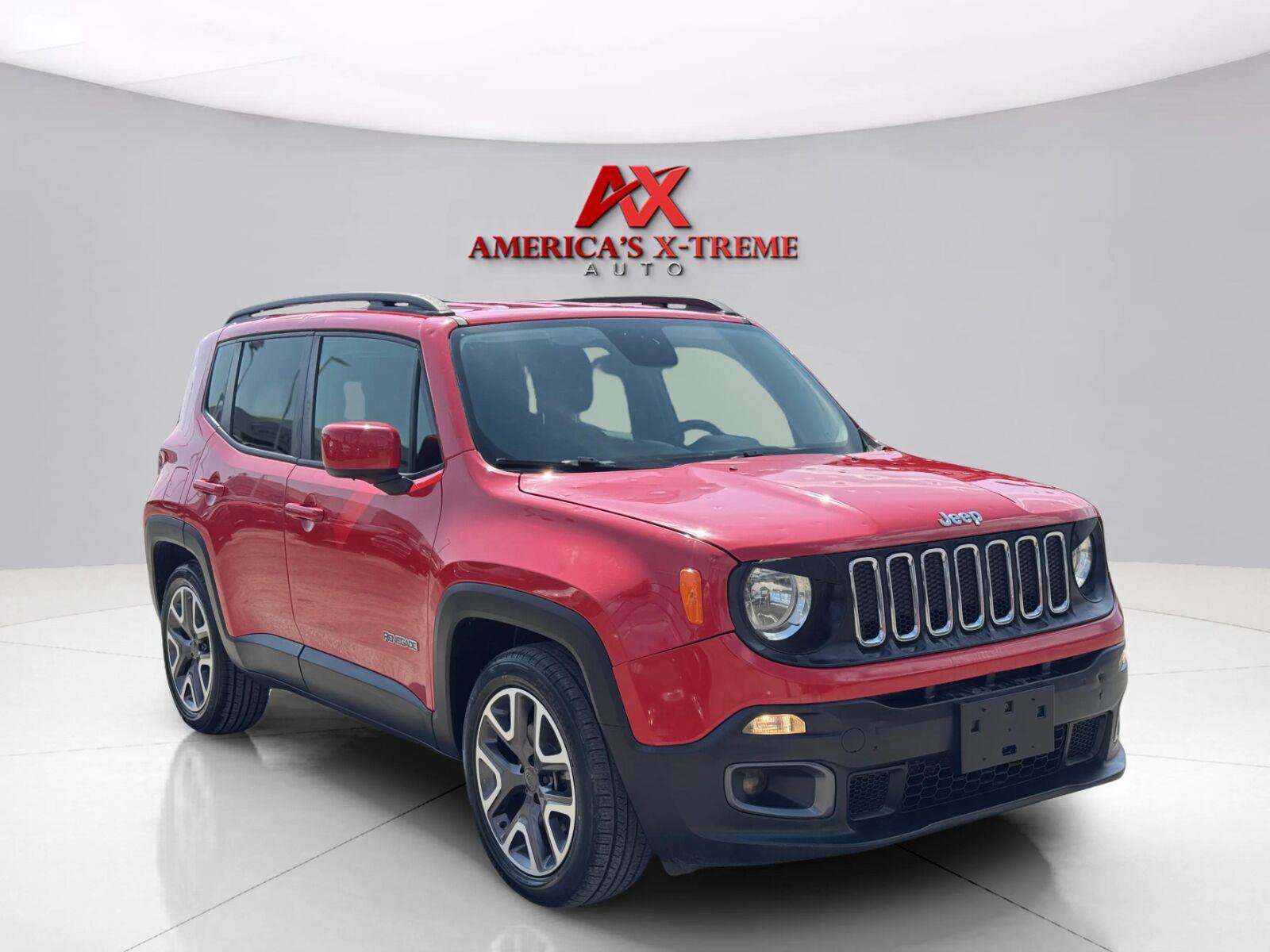 Used 2015 Jeep Renegade Latitude w/ Popular Equipment Group FWD image 8