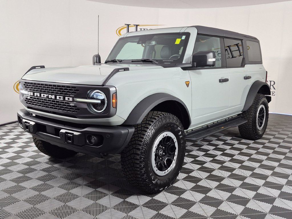 Used 2023 Ford Bronco Badlands AWD/4WD image 8