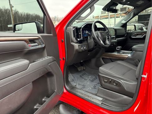 Used 2023 Chevrolet Silverado 1500 RST w/ Protection Package image 13