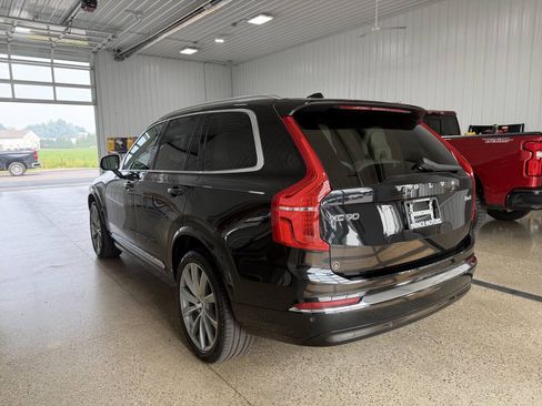 Used 2023 Volvo XC90 B6 Ultimate AWD/4WD image 3