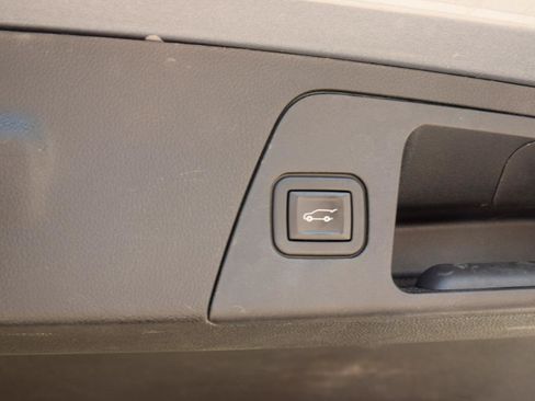 Used 2020 Buick Envision Essence AWD/4WD image 39