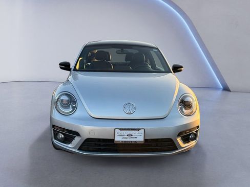 Used 2013 Volkswagen Beetle R-Line image 8