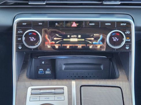 Used 2024 Genesis GV80 3.5T image 15