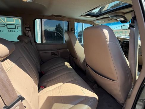Used 2001 Ford Explorer Eddie Bauer AWD/4WD image 10