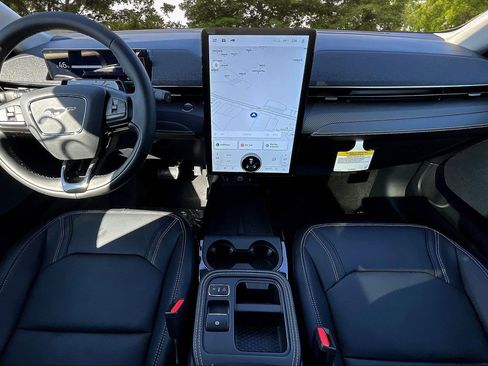 New 2025 Ford Mustang Mach-E Premium image 5