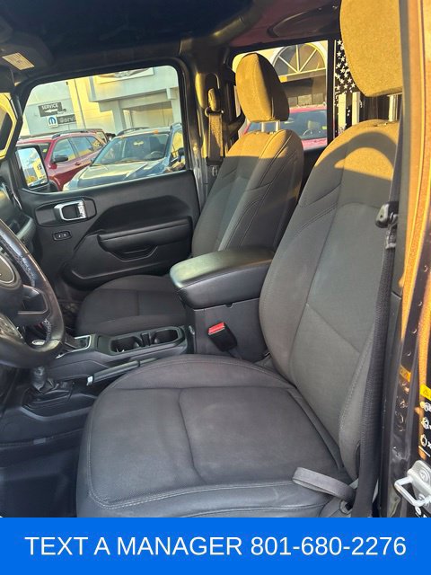 Used 2023 Jeep Gladiator Sport AWD/4WD image 13