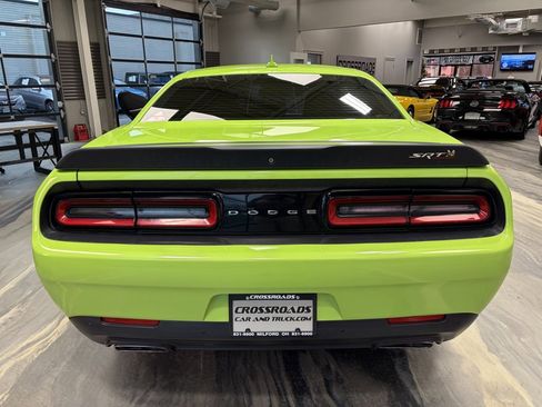 Used 2015 Dodge Challenger R/T Scat Pack w/ Scat Pack Appearance Package image 31
