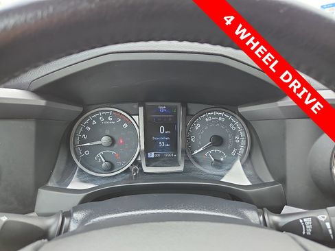 Used 2023 Toyota Tacoma TRD Sport AWD/4WD image 23