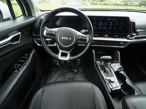 Used 2023 Kia Sportage EX FWD image 15