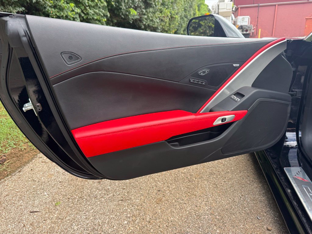 Used 2014 Chevrolet Corvette Stingray Convertible w/ 3LT Preferred Equipment Group RWD image 18