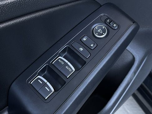 Used 2024 Honda Civic EX-L image 10