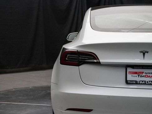 Used 2020 Tesla Model 3 Long Range image 12