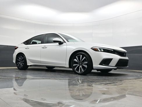 Used 2024 Honda Civic EX-L image 26