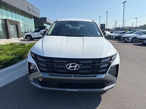 New 2026 Hyundai Tucson SE image 2
