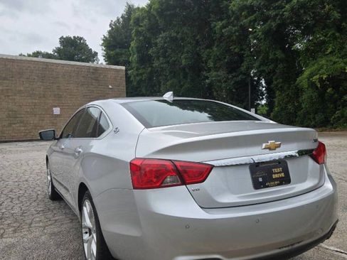 Used 2019 Chevrolet Impala Premier FWD image 5