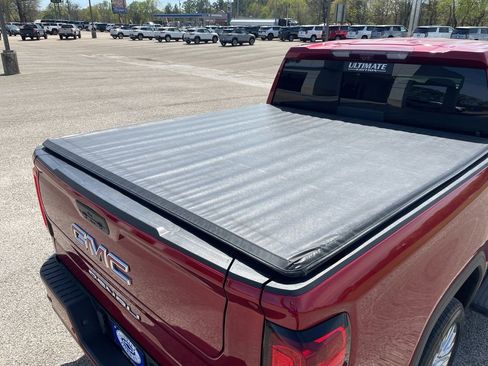 Used 2022 GMC Sierra 1500 Denali w/ Denali Reserve Package image 33