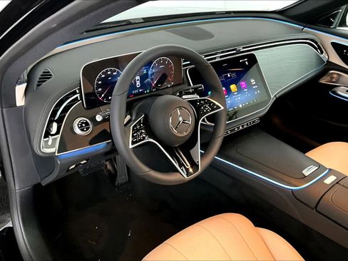 New 2026 Mercedes-Benz E 350 4MATIC Sedan image 10