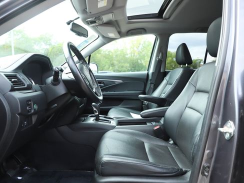 Used 2019 Honda Ridgeline RTL-T image 21