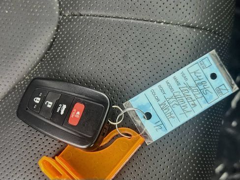 Used 2021 Toyota Camry XSE w/ Navigation Package FWD image 36