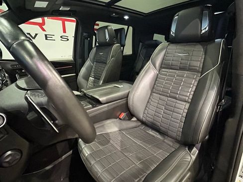 Used 2024 Cadillac Escalade V w/ LPO, ONYX Package AWD/4WD image 41