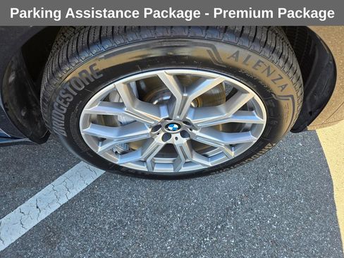 Used 2020 BMW X7 xDrive40i w/ Premium Package image 13