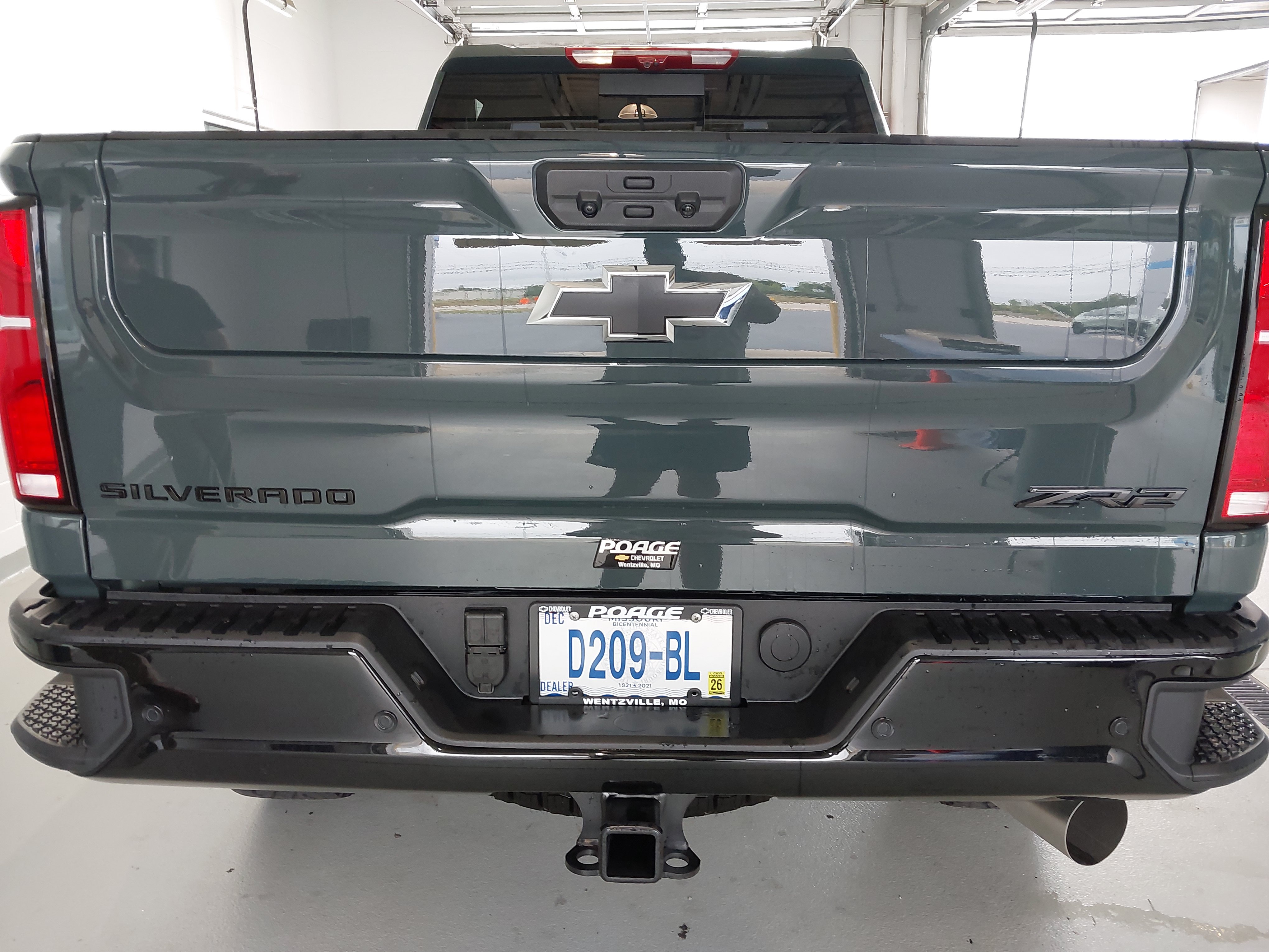 Used 2026 Chevrolet Silverado 2500 ZR2 w/ LPO, Dark Essentials Package AWD/4WD image 33
