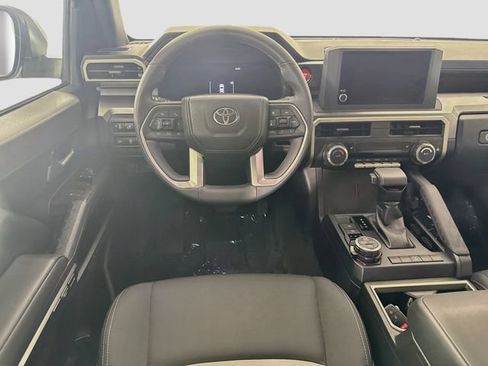 Certified 2026 Toyota Tacoma TRD Off-Road AWD/4WD image 23