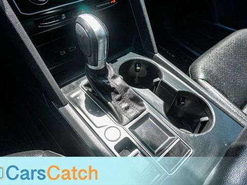 Used 2018 Volkswagen Atlas SE image 35