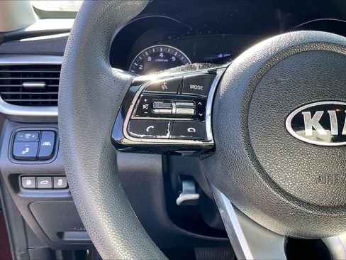 Used 2019 Kia Optima LX image 18