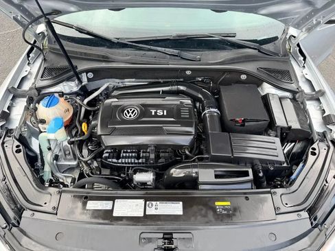 Used 2017 Volkswagen Passat 1.8T R-Line FWD image 39