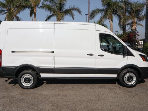Used 2024 Ford Transit 250 148 Medium Roof w/ Interior Upgrade Package RWD image 10