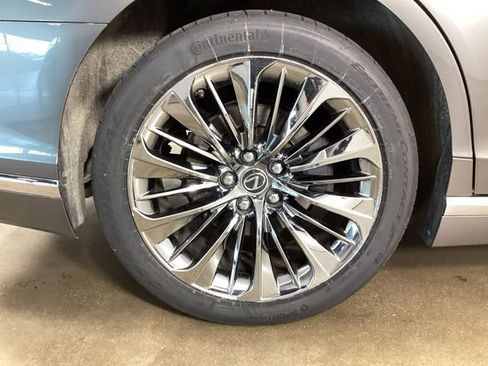 Used 2019 Lexus LS 500 AWD w/ Interior Upgrade Package image 42