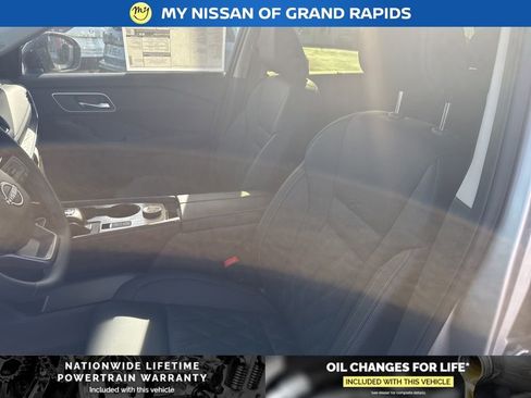 New 2026 Nissan Rogue Platinum AWD/4WD image 15