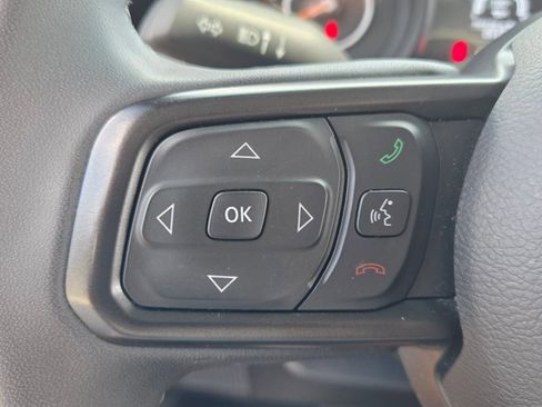 Used 2025 Jeep Wrangler Unlimited Sport AWD/4WD image 26