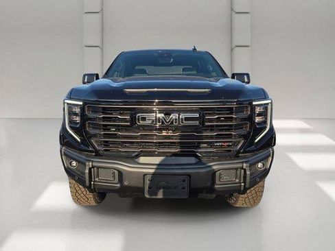 New 2026 GMC Sierra 1500 AT4X w/ LPO, Black Badging Package AWD/4WD image 8