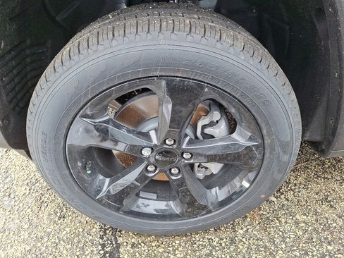 New 2026 Jeep Grand Cherokee L Limited image 4