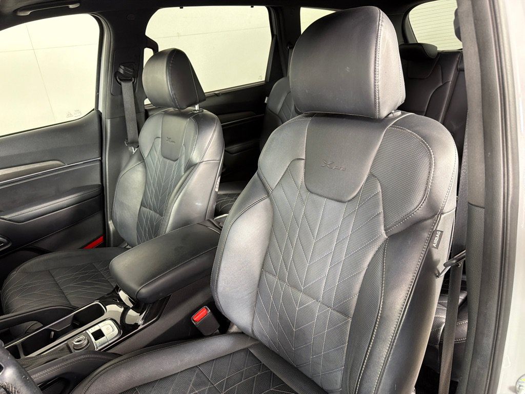 Used 2023 Kia Telluride SX Prestige X-Pro AWD/4WD image 13
