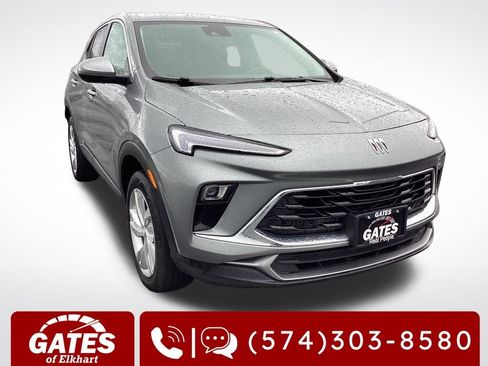 Used 2025 Buick Encore GX Preferred AWD/4WD image 1
