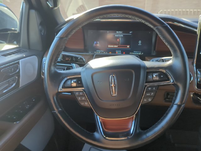 Used 2023 Lincoln Navigator L Reserve AWD/4WD image 29