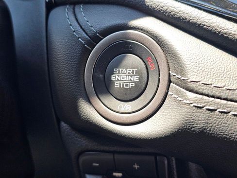 Certified 2023 Dodge Durango SXT Launch Edition AWD/4WD image 41