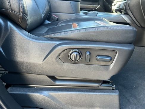 Used 2023 GMC Sierra 2500 AT4 w/ AT4 Premium Plus Package image 28