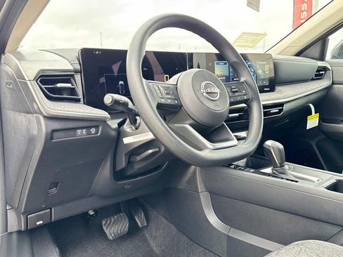 New 2026 Nissan Kicks SV image 21