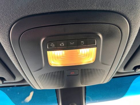 Used 2025 Mercedes-Benz Sprinter 2500 image 15