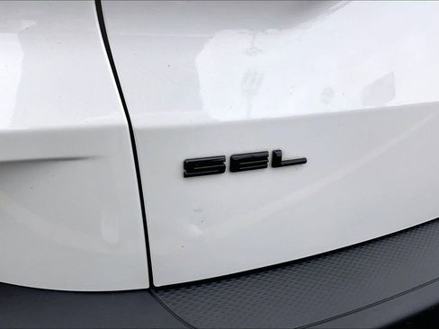 Used 2022 Ford Escape SEL w/ SEL Stealth AWD Package image 32