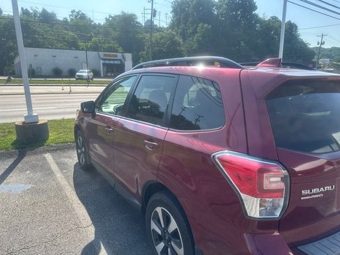 Used 2018 Subaru Forester 2.5i Premium w/ All-Weather Package AWD/4WD image 7