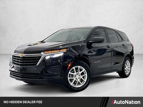 Used 2023 Chevrolet Equinox LS w/ LS Convenience Package FWD image 1