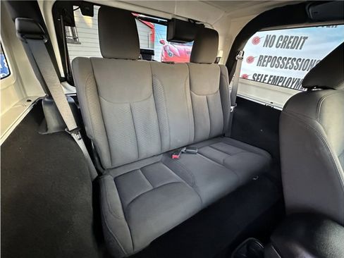 Used 2017 Jeep Wrangler Sport w/ Quick Order Package 24S image 25