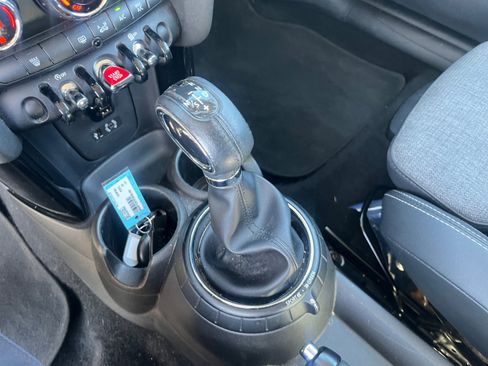 Used 2015 MINI Cooper S image 31