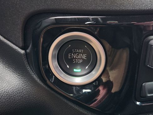 Certified 2025 Chevrolet Silverado 1500 LT image 57