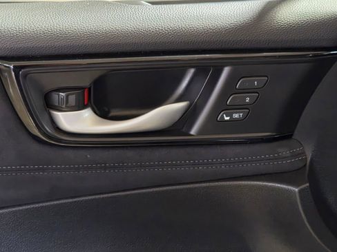 Used 2018 Honda Clarity Touring image 22